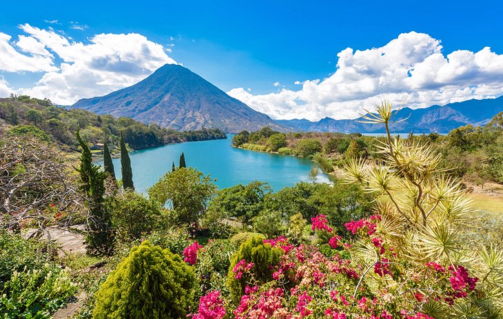 Lac atitlan au Guatemala